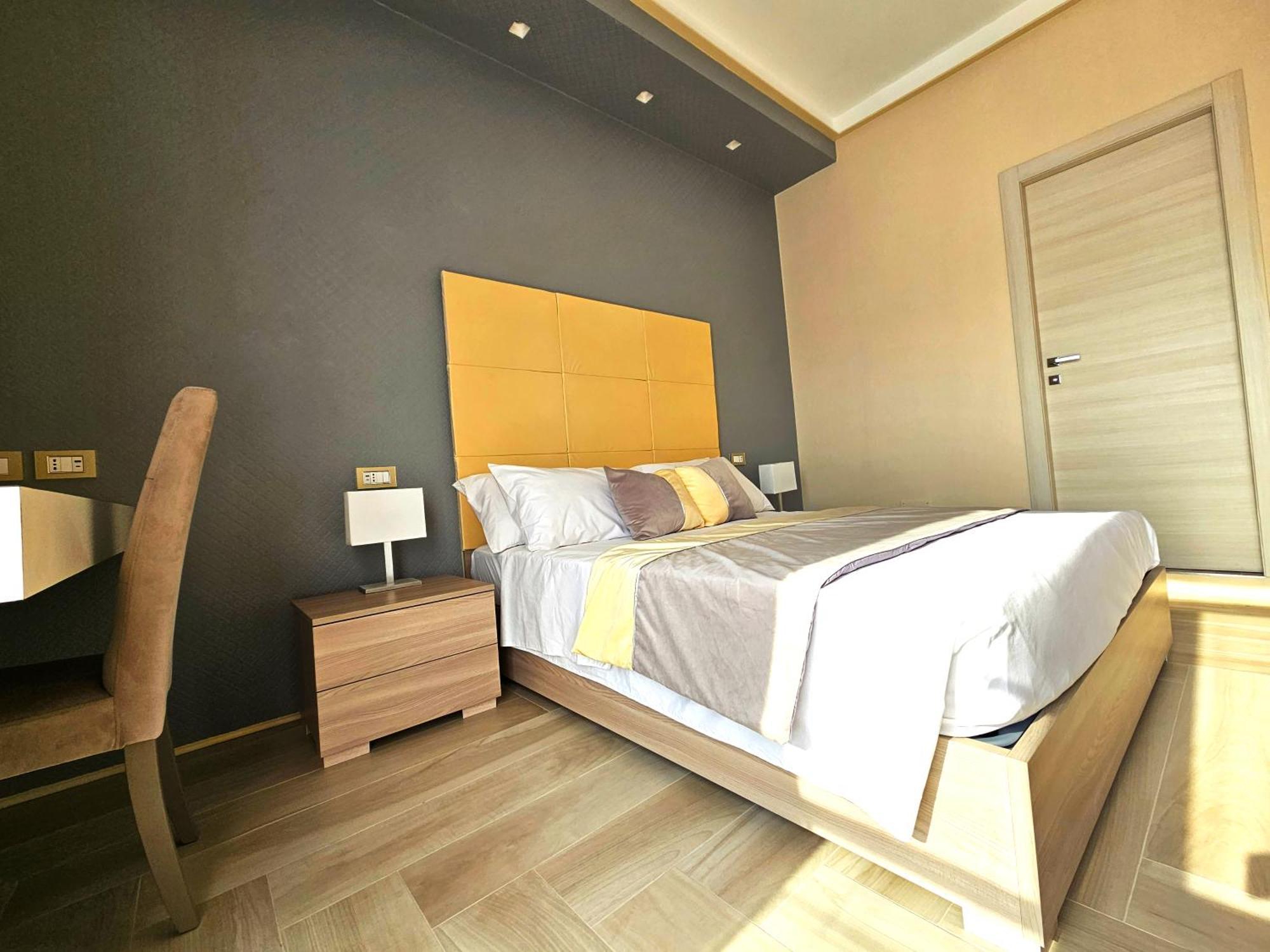 Astoria Boutique Suites Lecce Exterior foto